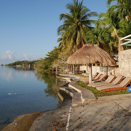 Villa Santuario Lake Front Oasis บากาลาร์ ภายนอก รูปภาพ