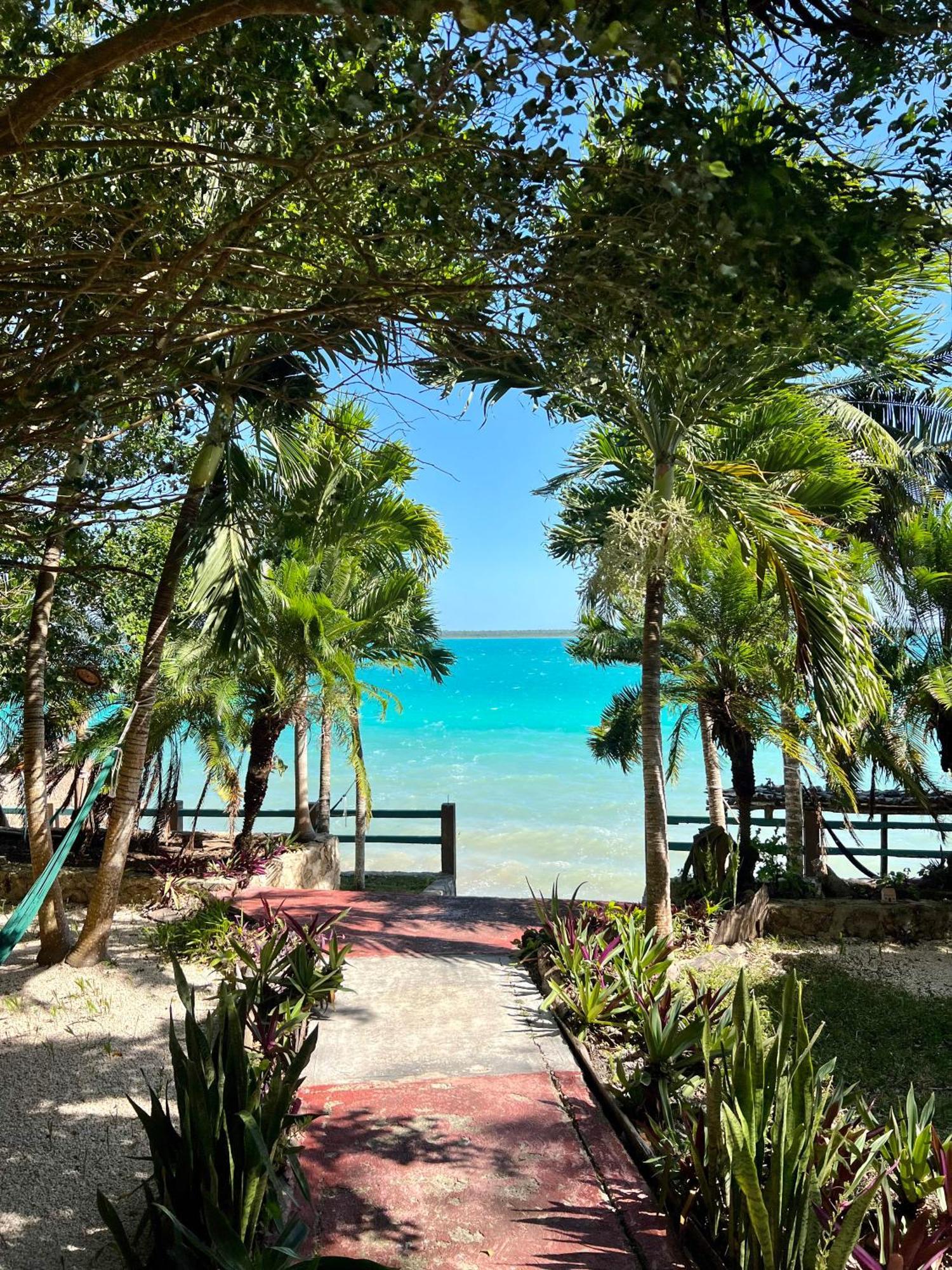 Villa Santuario Lake Front Oasis บากาลาร์ ภายนอก รูปภาพ