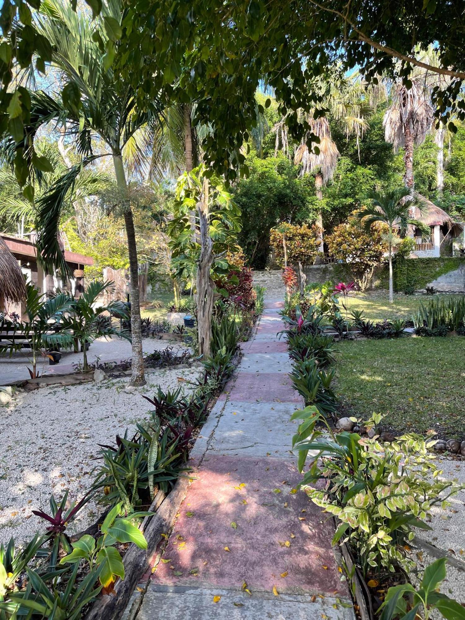 Villa Santuario Lake Front Oasis บากาลาร์ ภายนอก รูปภาพ