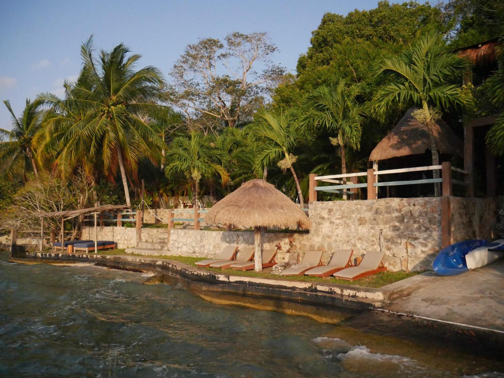 Villa Santuario Lake Front Oasis บากาลาร์ ภายนอก รูปภาพ