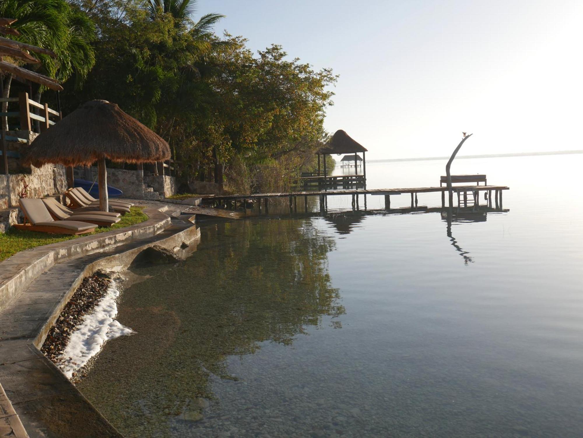 Villa Santuario Lake Front Oasis บากาลาร์ ภายนอก รูปภาพ